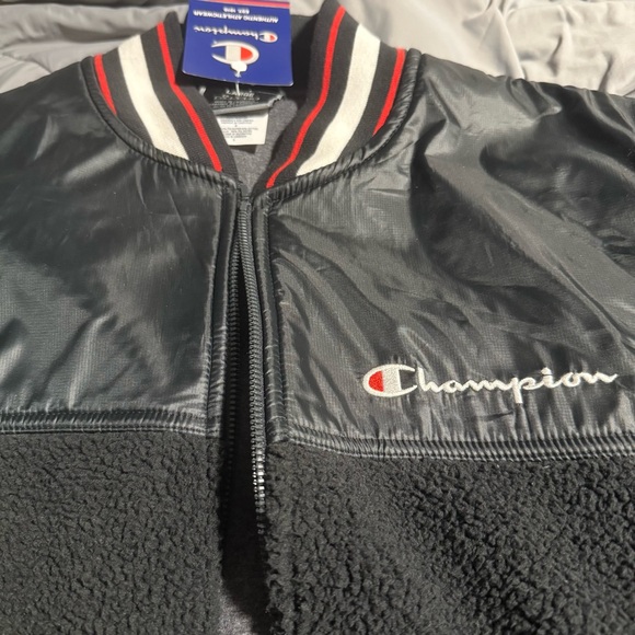 Champion Fleece Jacket BNWT - Picture 2 of 6